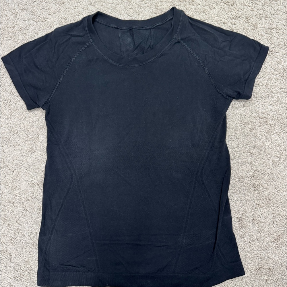 Athleta Momentum Waist-Length Black Women's Top